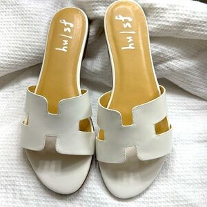 BNIB French Sole New York Alibi Sandal Size 11 (runs small) in White